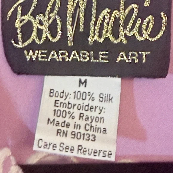 VINTAGE Bob Mackie Pink Blouse with White Embroidered Cut Outs.  Wearable Art AQ - Picture 2 of 8
